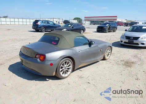 2003 BMW Z4 2.5I z USA, uszkodzony, nr VIN 4USBT33433LR60877